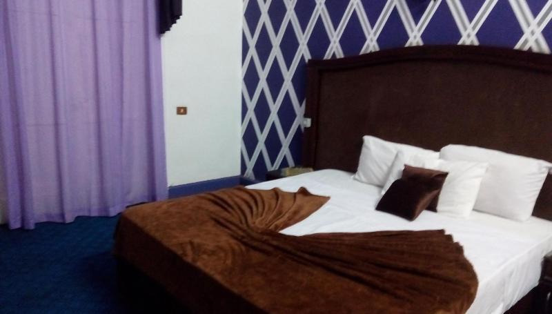 Paradise 3* Cairo